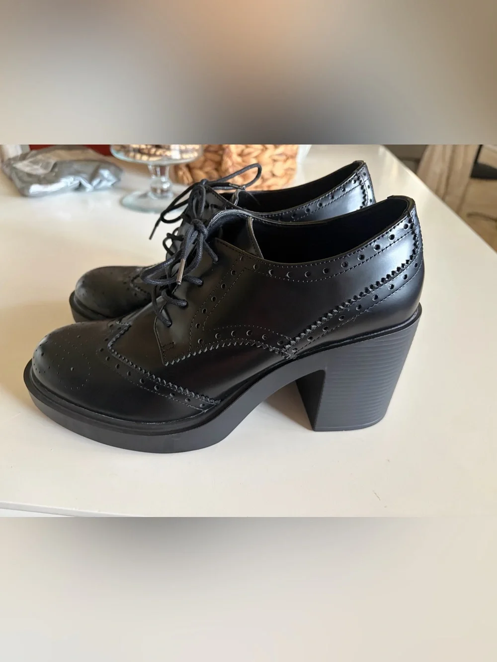Steve Madden Black Lace-Up Brogue Block Heel Oxfords - Women